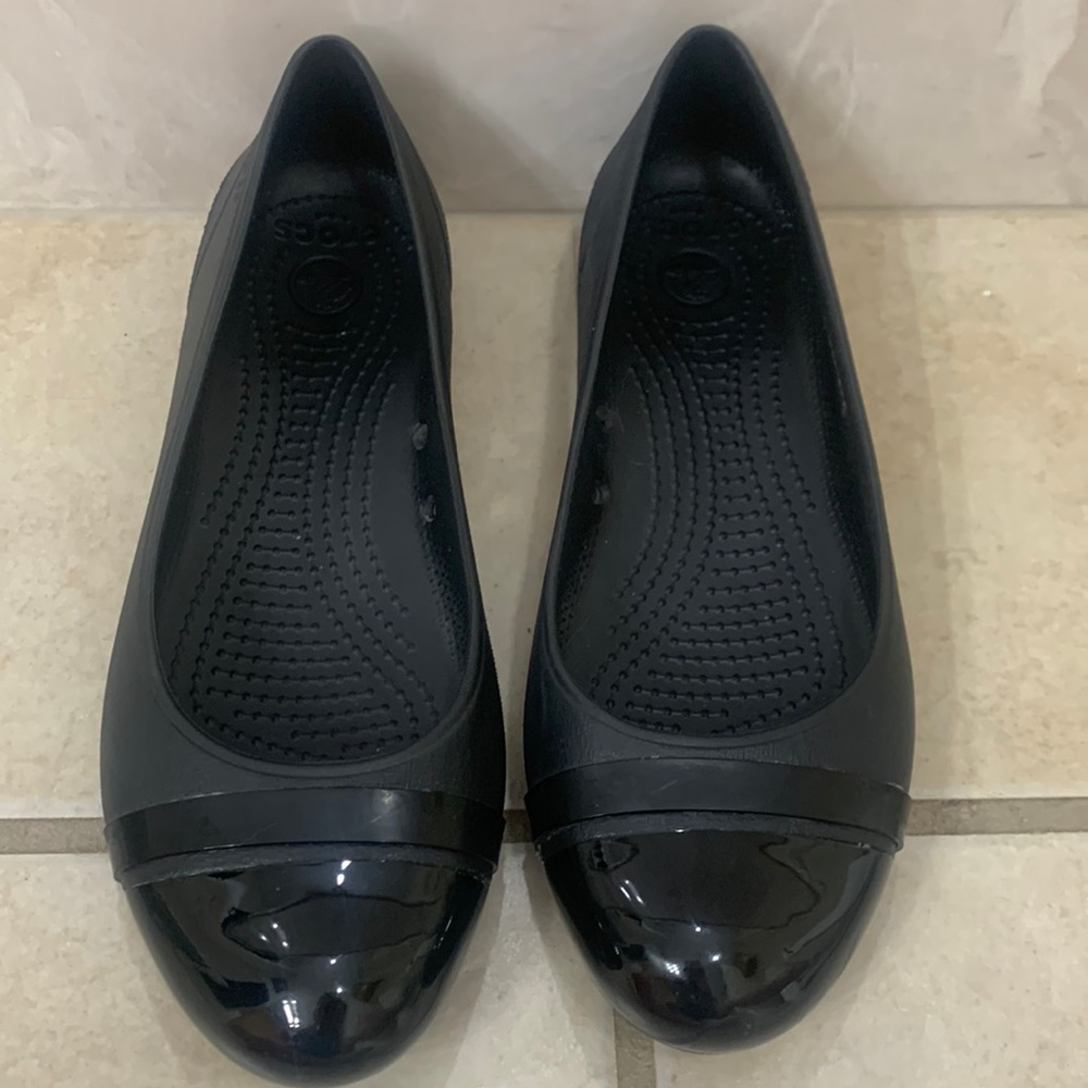 Women’s crocs